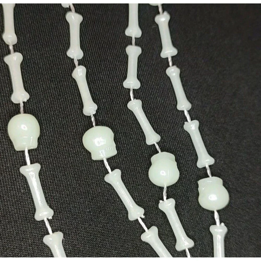 Glow in the Dark Necklace Bat Skull Bones Party Favor Science 31